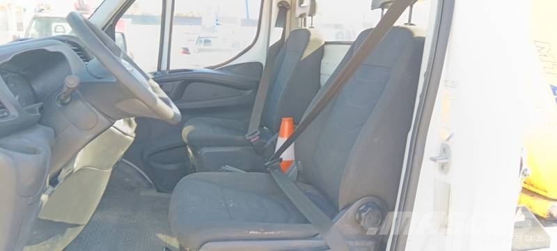 Iveco Daily Multitel MT202DS - 20,2m Teherautóra szerelt emelők és állványok