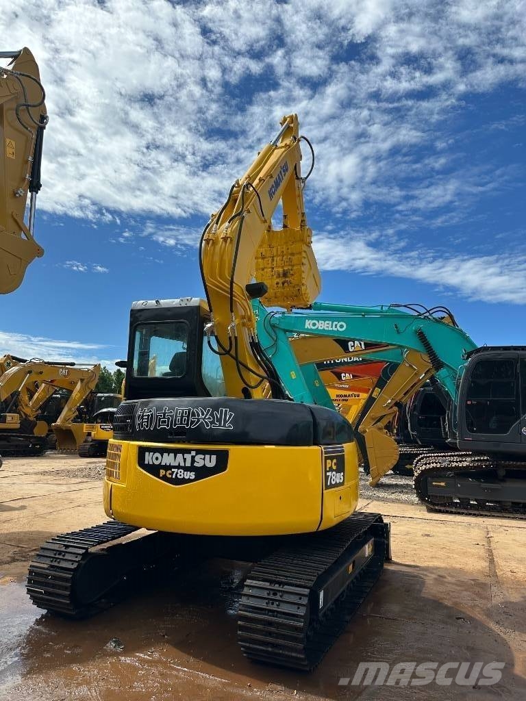 Komatsu PC 78 US حفارات زحافة