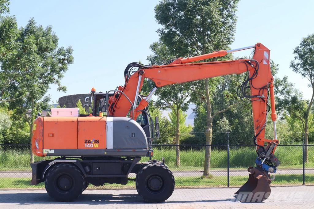 Hitachi ZX140 ZX140W-3 | ROTOTILT & BUCKET | DUTCH MACHINE Wielgraafmachines