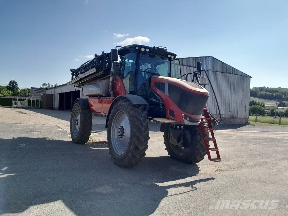 Horsch Leeb PT 330 Selbstfahrende Sprühgeräte