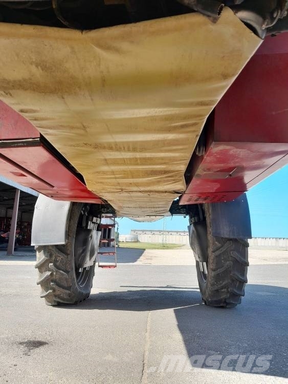 Horsch Leeb PT 330 Selbstfahrende Sprühgeräte