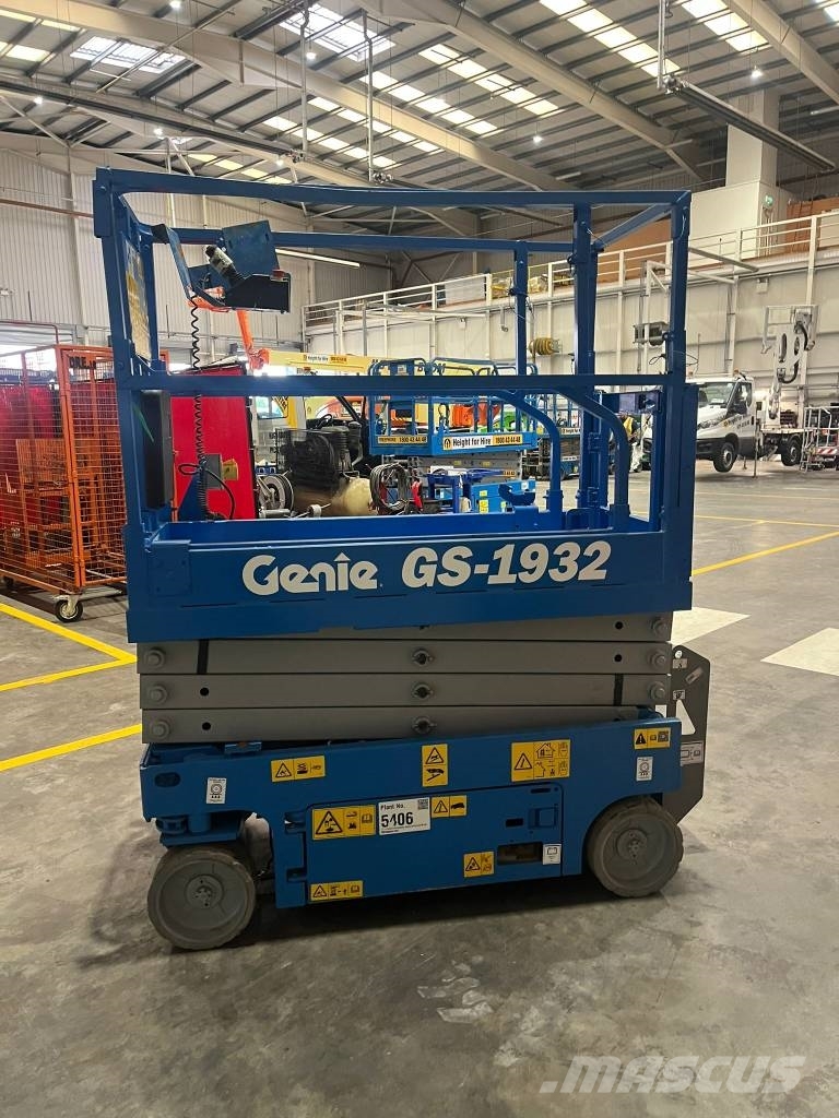 Genie GS 1932 Saksilavat