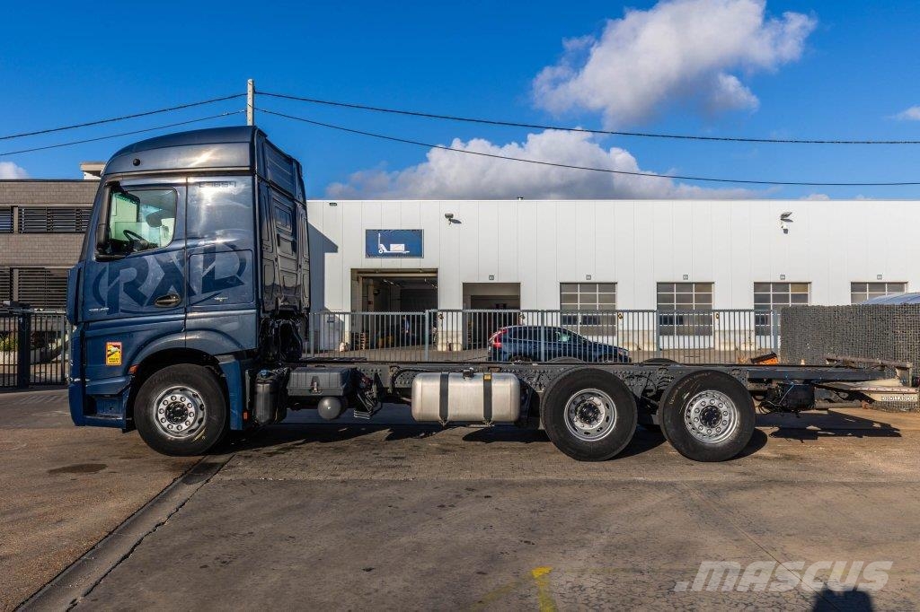 Mercedes-Benz ACTROS 2548 새시 운전실 트럭