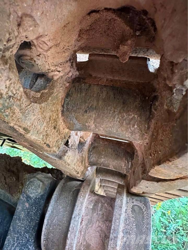 CAT 330GC Pásové rýpadlá