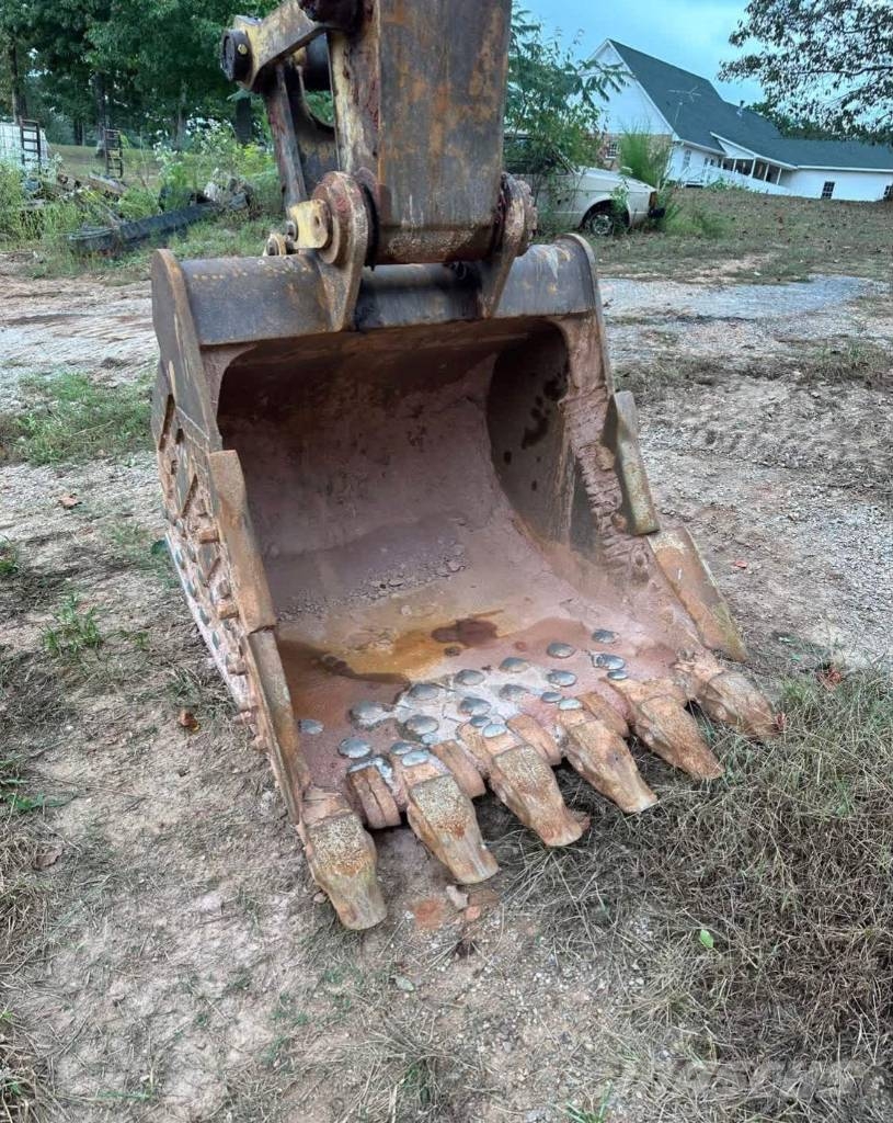 CAT 330GC Pásové rýpadlá
