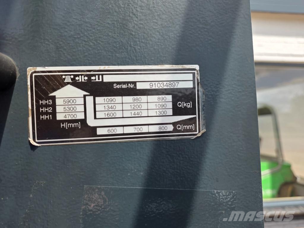 Jungheinrich Reachtruck heftruck triplo hoge wielen Электропогрузчики