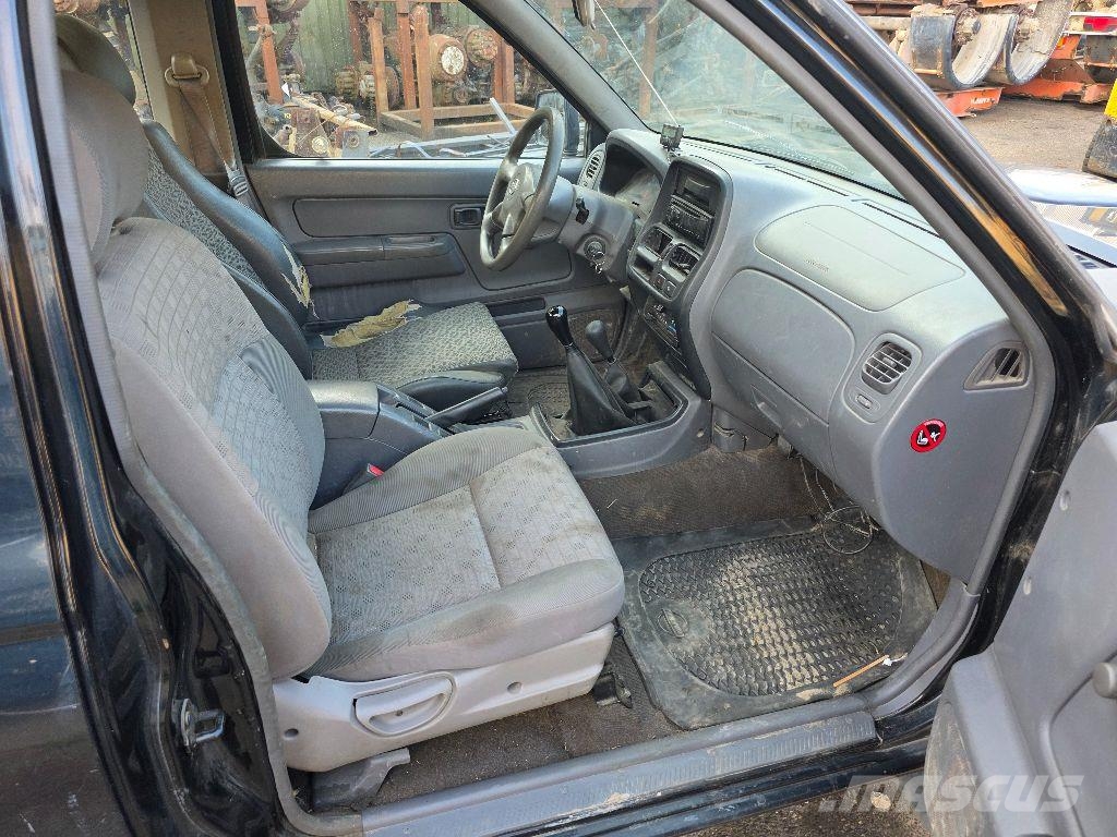 Nissan Pickup King Cab 2.5DI 4WD Otros camiones