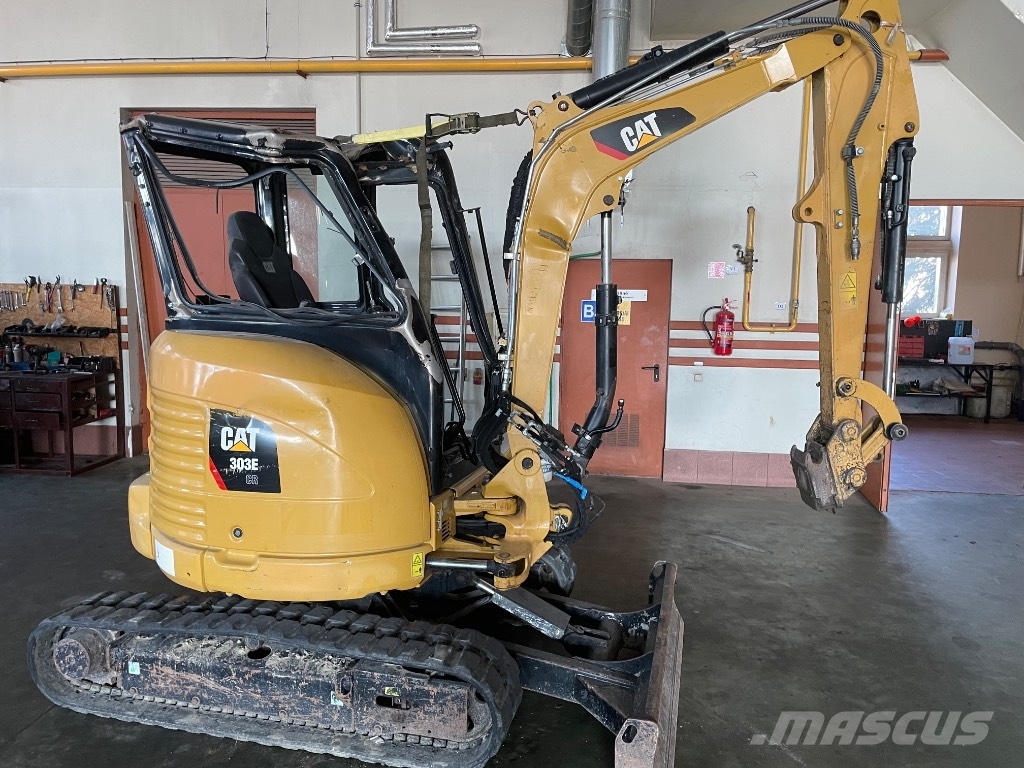CAT 303E Sold by parts Miniexcavadoras