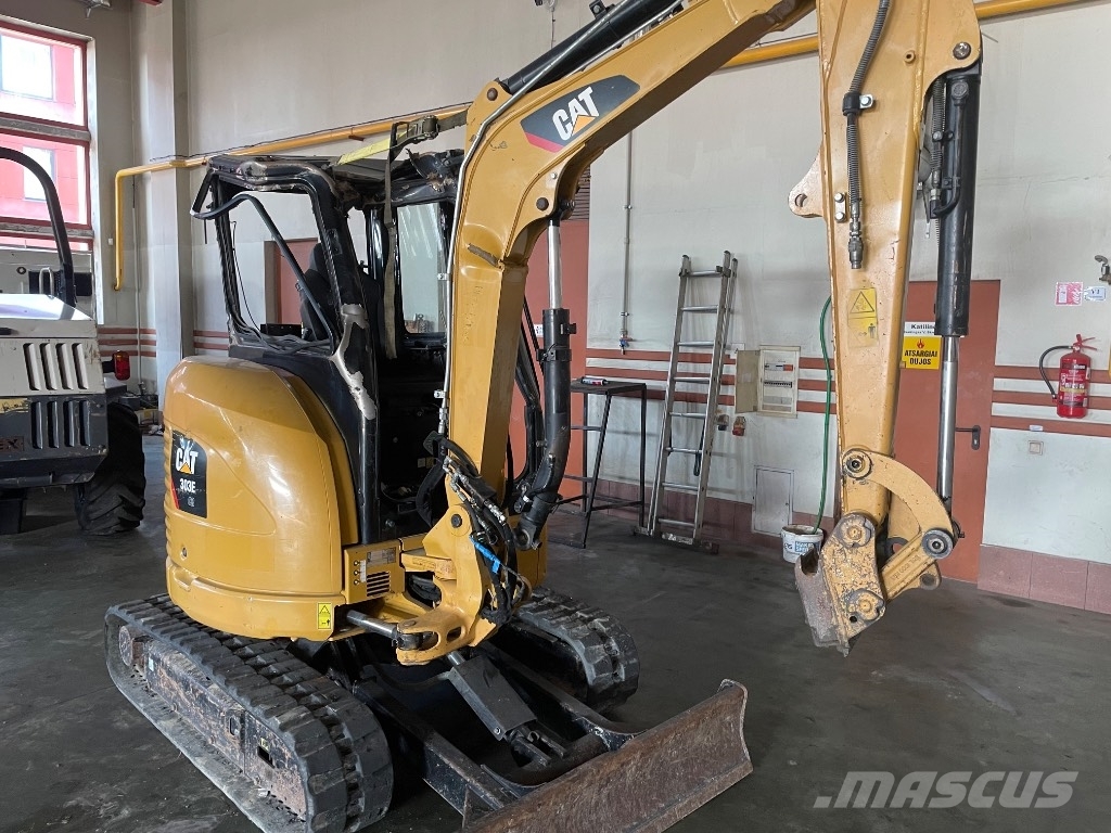 CAT 303E Sold by parts Miniexcavadoras