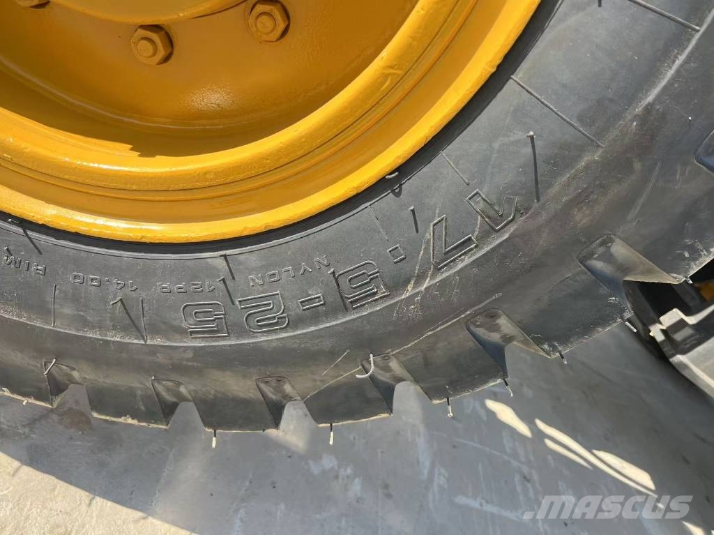 SDLG LG 936 L Kolesni nakladalci