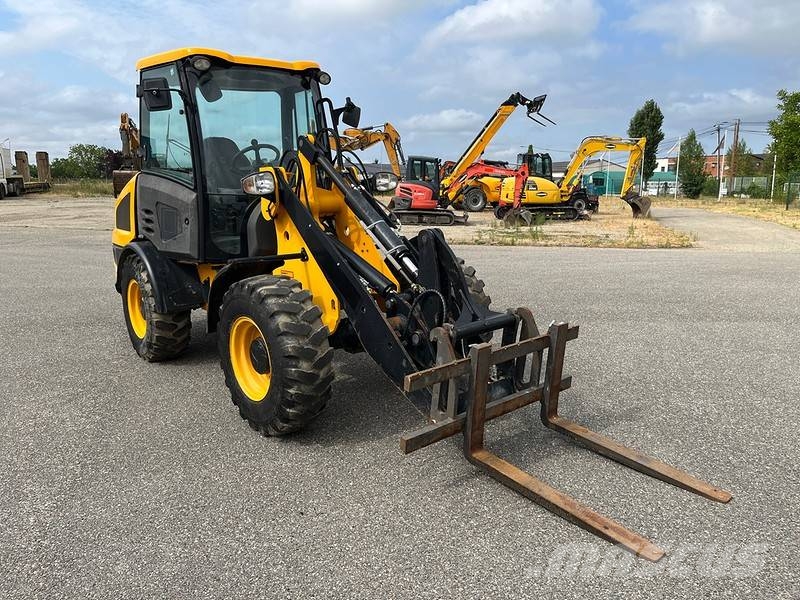 JCB 406 Chargeuse sur pneus