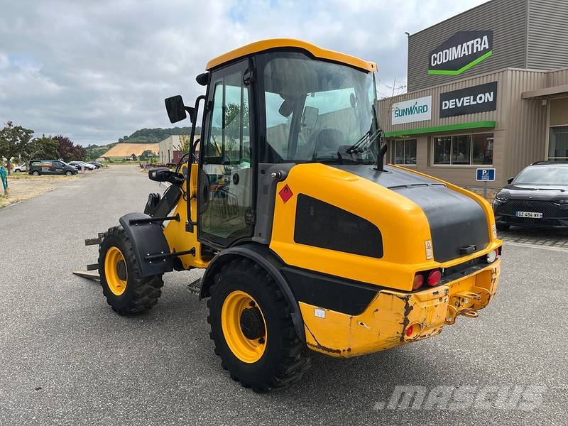 JCB 406 Chargeuse sur pneus
