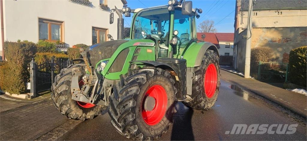 Fendt 722 Vario SCR Profi Traktoren