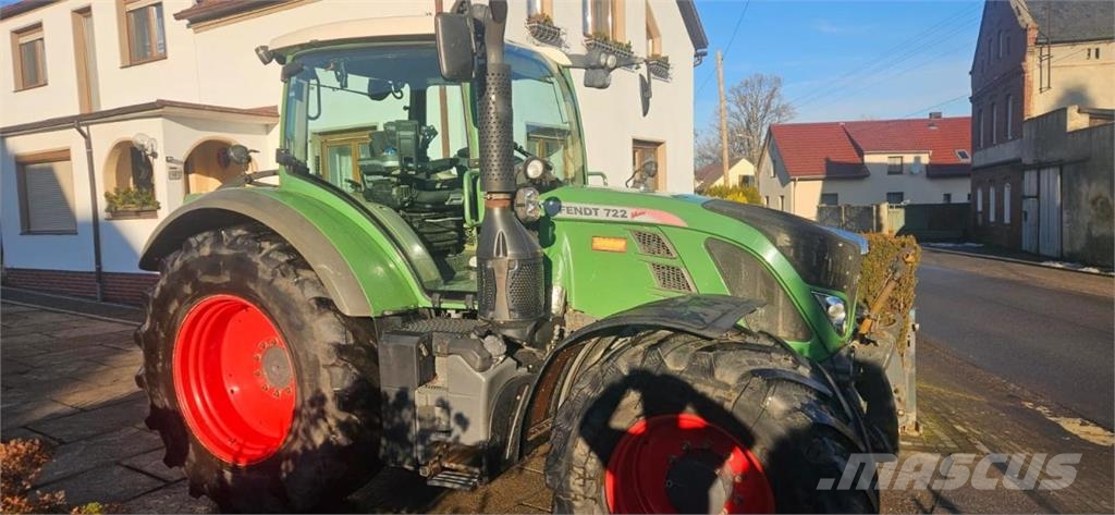 Fendt 722 Vario SCR Profi Traktoren