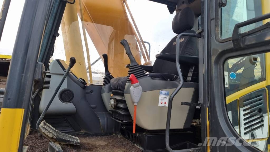Komatsu HB 215 LC Long Reach Vikšriniai ekskavatoriai