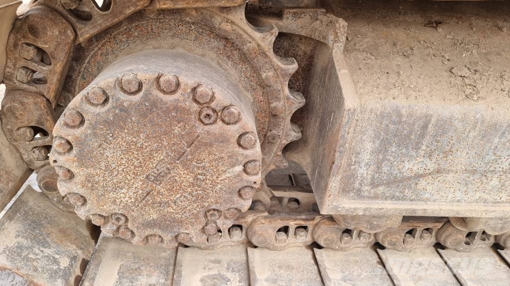 Komatsu HB 215 LC Long Reach Vikšriniai ekskavatoriai