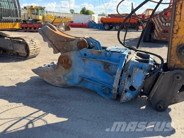 Liebherr R 946 LC+ Demolition Crusher Bagri goseničarji
