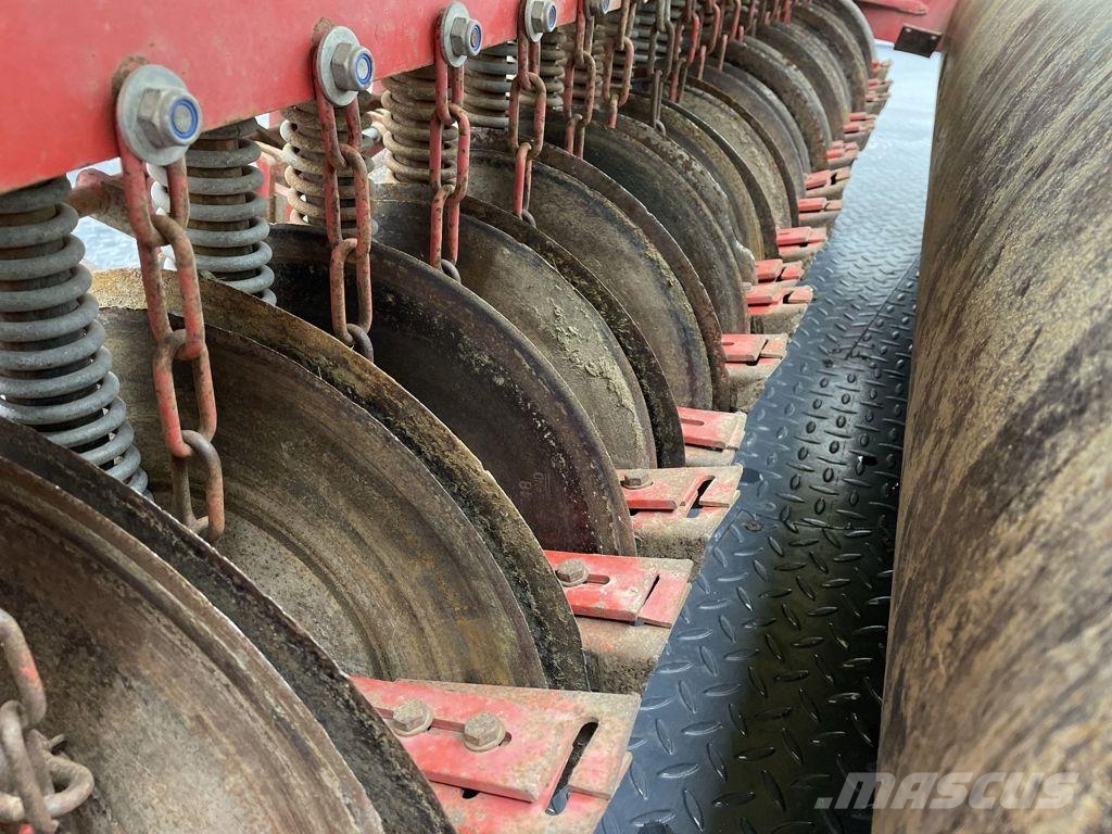 Vredo DZ 2100 Otras máquinas para siembra