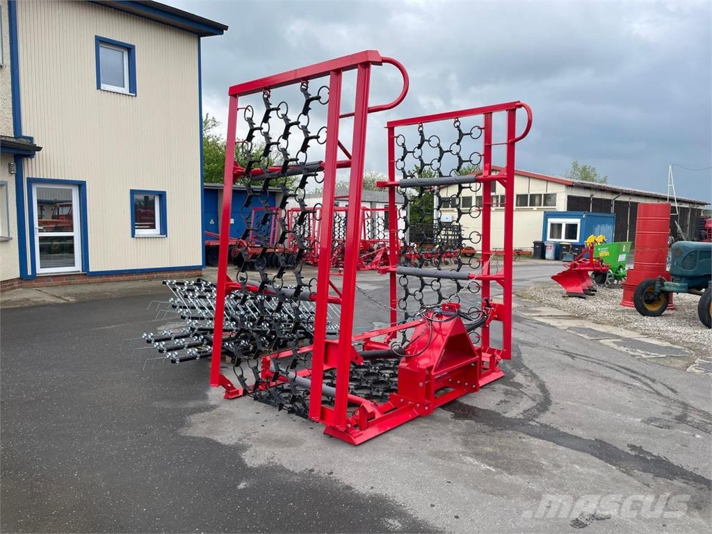 Wiesenegge 8 Meter + Striegel - Sonderpreis Övriga vallmaskiner
