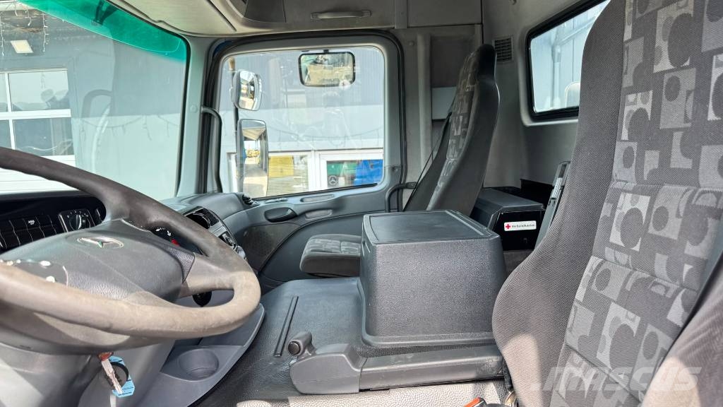 Mercedes-Benz ACTROS 4141 AK 8x8 meiller mulda tipper Camiones bañeras basculantes o volquetes
