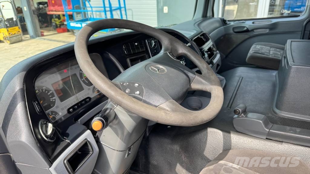 Mercedes-Benz ACTROS 4141 AK 8x8 meiller mulda tipper Camiones bañeras basculantes o volquetes