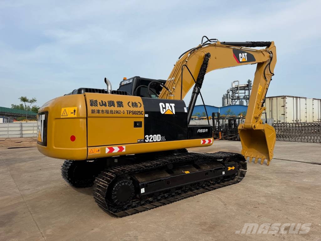 CAT 320D Верижен екскаватор