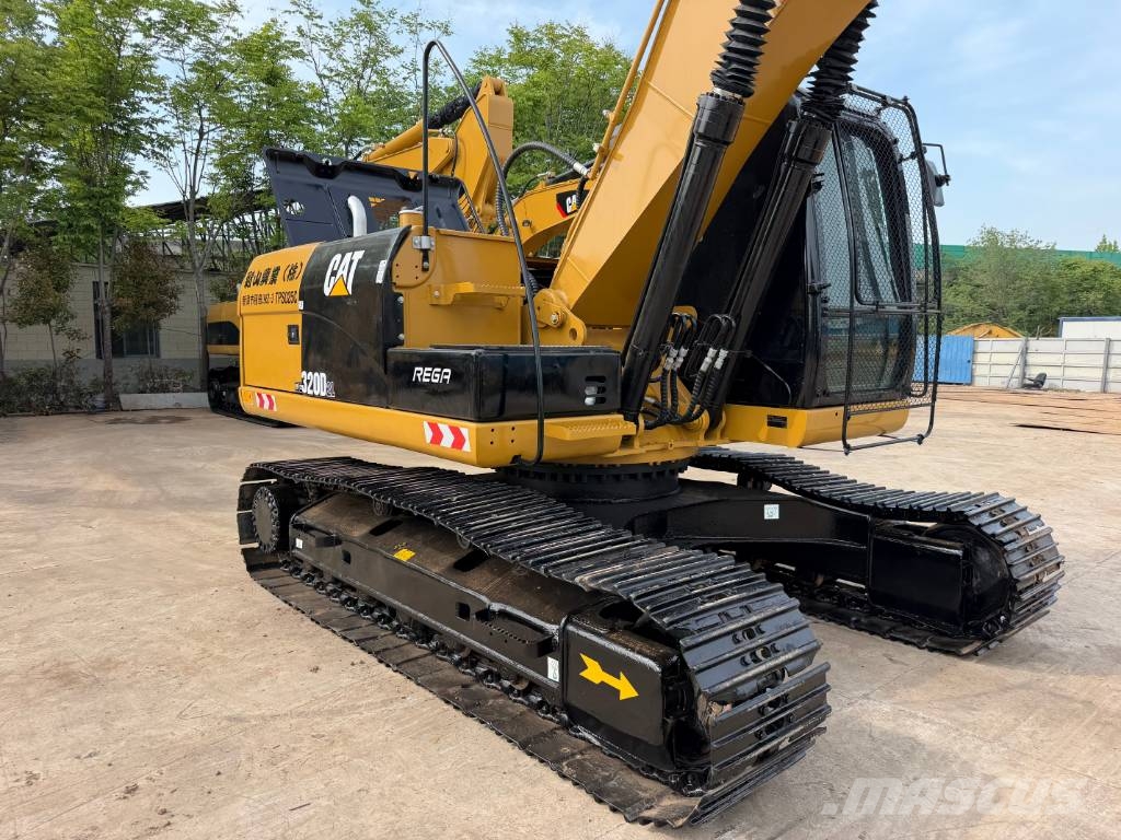 CAT 320D Верижен екскаватор