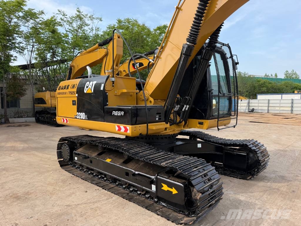 CAT 320D Верижен екскаватор