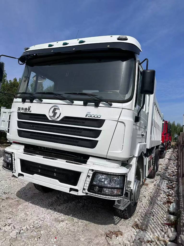 Shacman F 3000 Mini pašizgāzēji