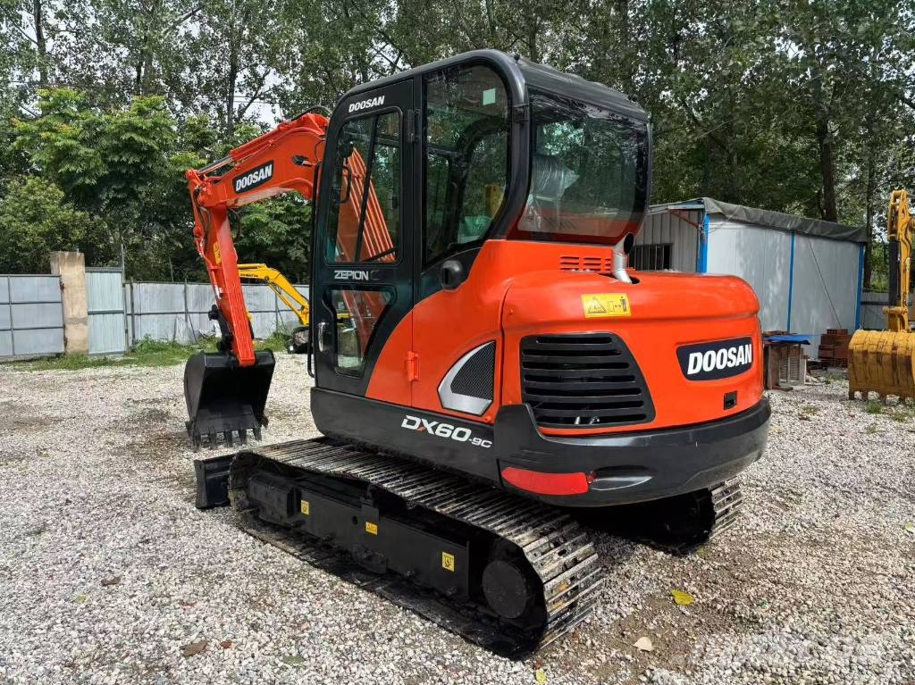 Doosan DX 60-9 C Mini excavatoare < 7t