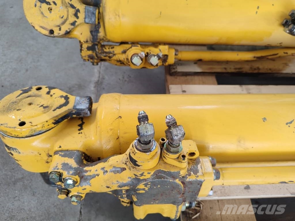 Komatsu PC228 Galeo hydraulic actuator lock Hydraulique