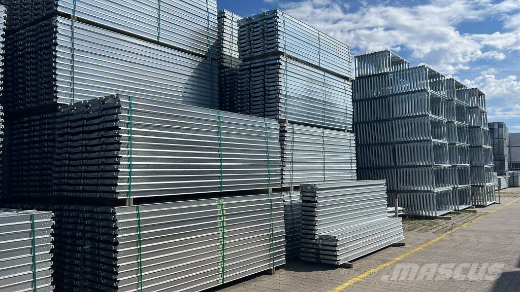  49,12m2 UNICO73 Scaffolding Schelă Skela Steiger Scaffolding equipment