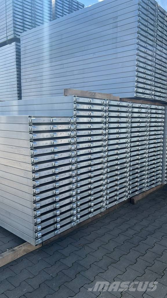  49,12m2 UNICO73 Scaffolding Schelă Skela Steiger Scaffolding equipment