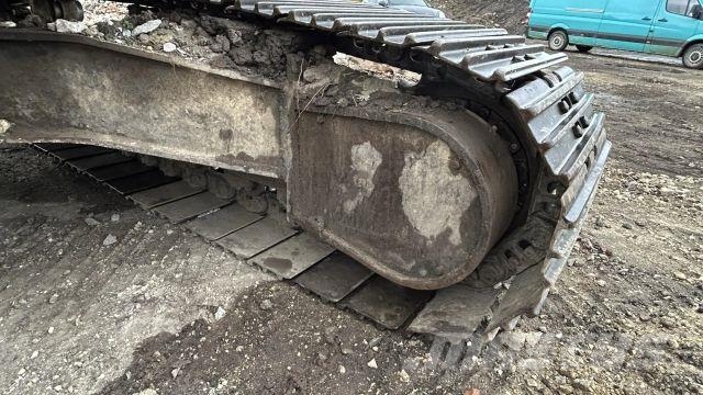 New Holland Kobelco E235 BSR-2 Crawler excavators