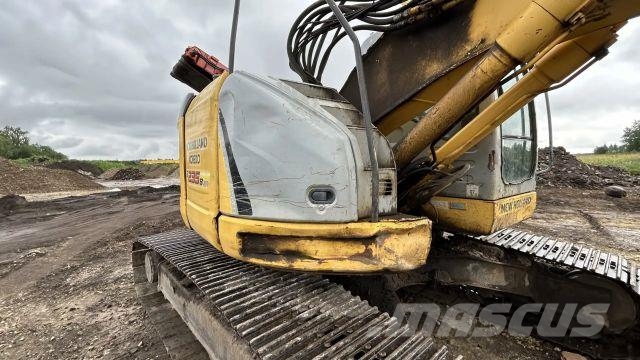 New Holland Kobelco E235 BSR-2 Crawler excavators