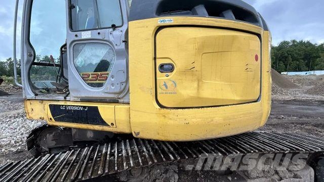 New Holland Kobelco E235 BSR-2 Crawler excavators