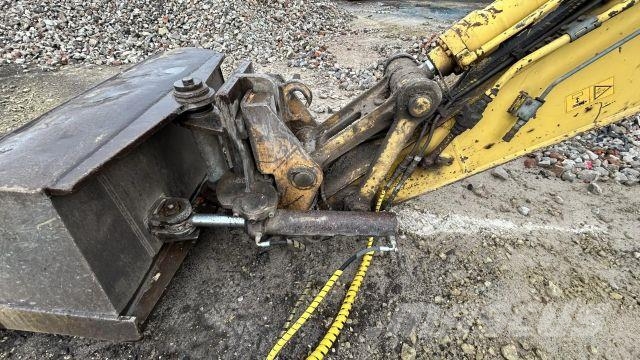 New Holland Kobelco E235 BSR-2 Crawler excavators