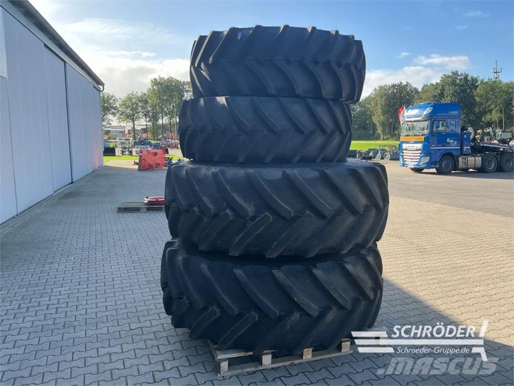 Fendt KOMPLETTRÄDER 540/65R34 + 650/85R38 Padangos, ratai ir ratlankiai
