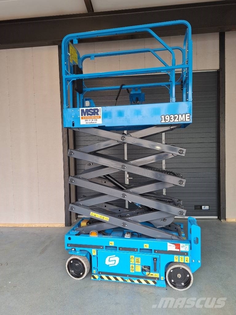 Sinoboom GTJZ0608ME رافعات مقصية الشكل
