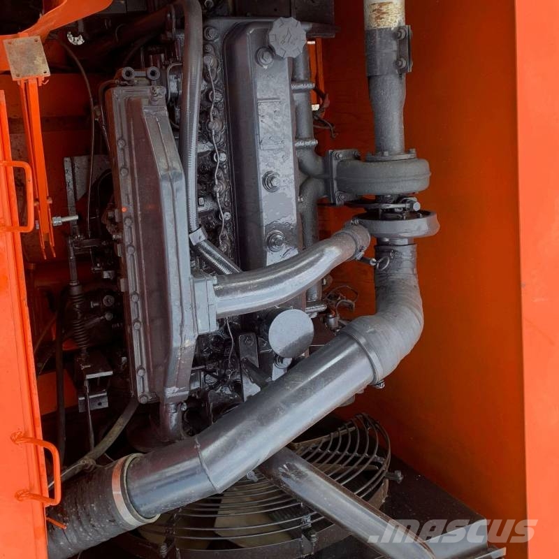 Doosan DH225 Kāpurķēžu ekskavatori