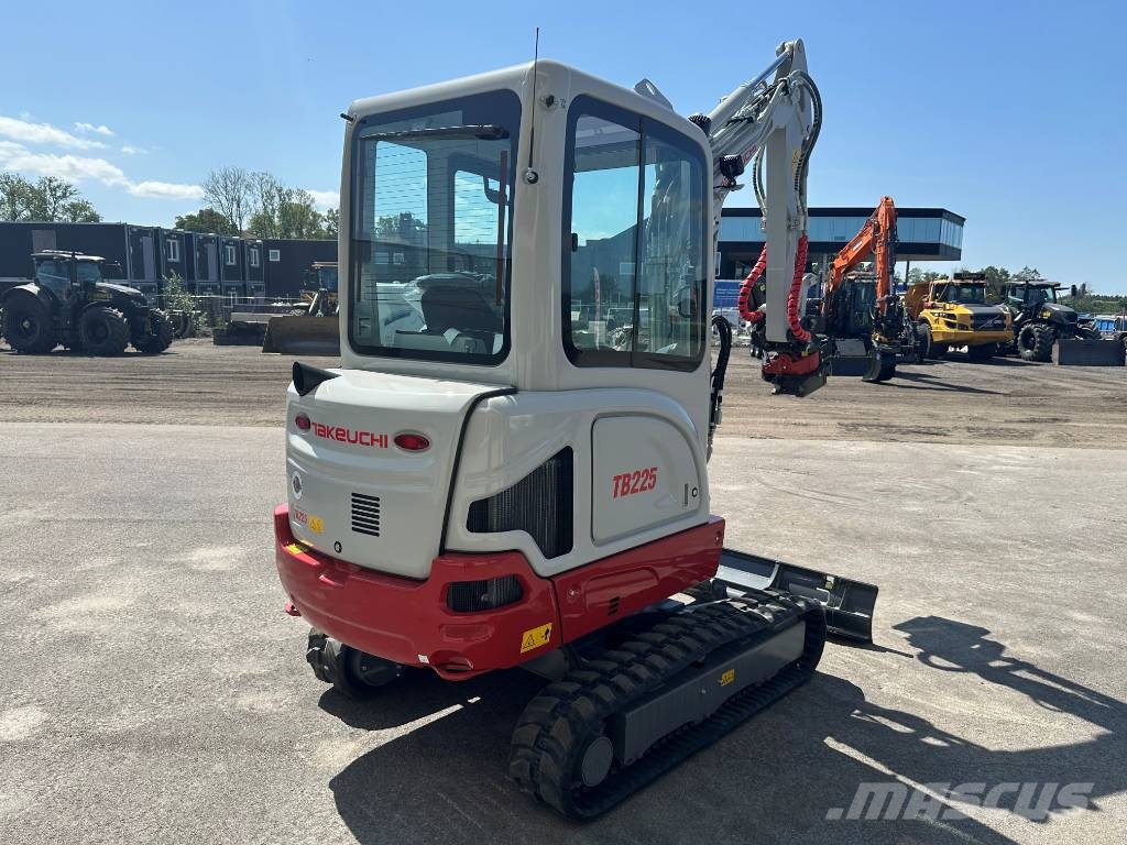 Takeuchi TB 225 Erbjudande!!! Mini excavatoare < 7t