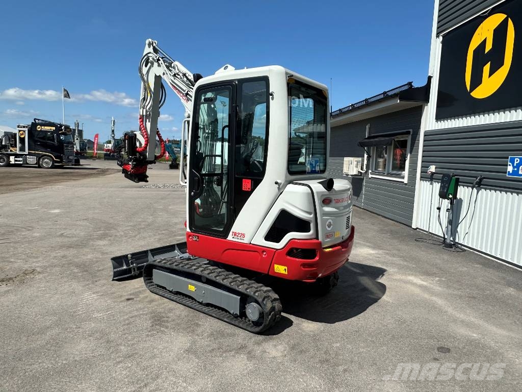Takeuchi TB 225 Erbjudande!!! Mini excavatoare < 7t