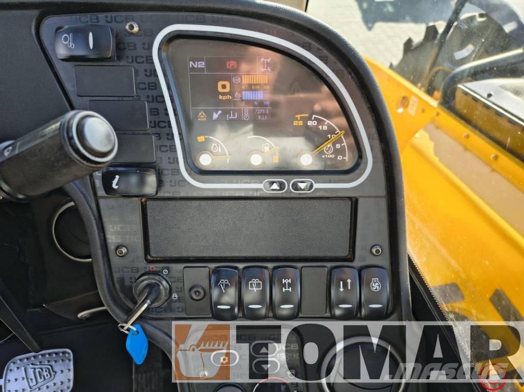 JCB 560-80 مناولات متداخلة