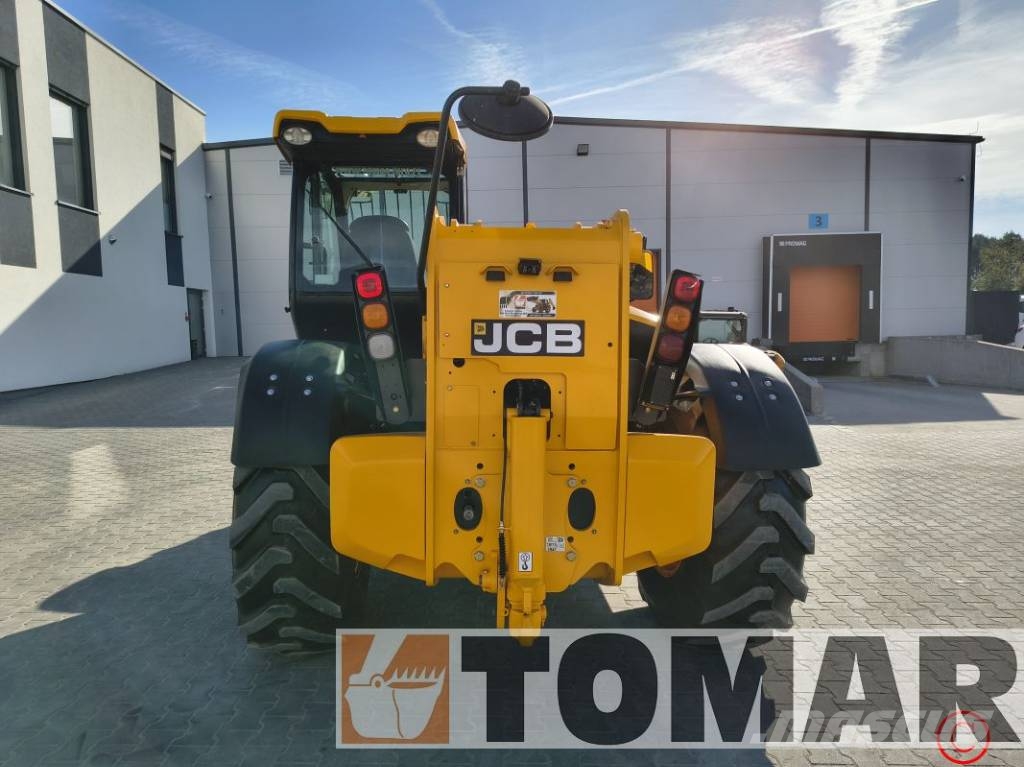 JCB 560-80 مناولات متداخلة