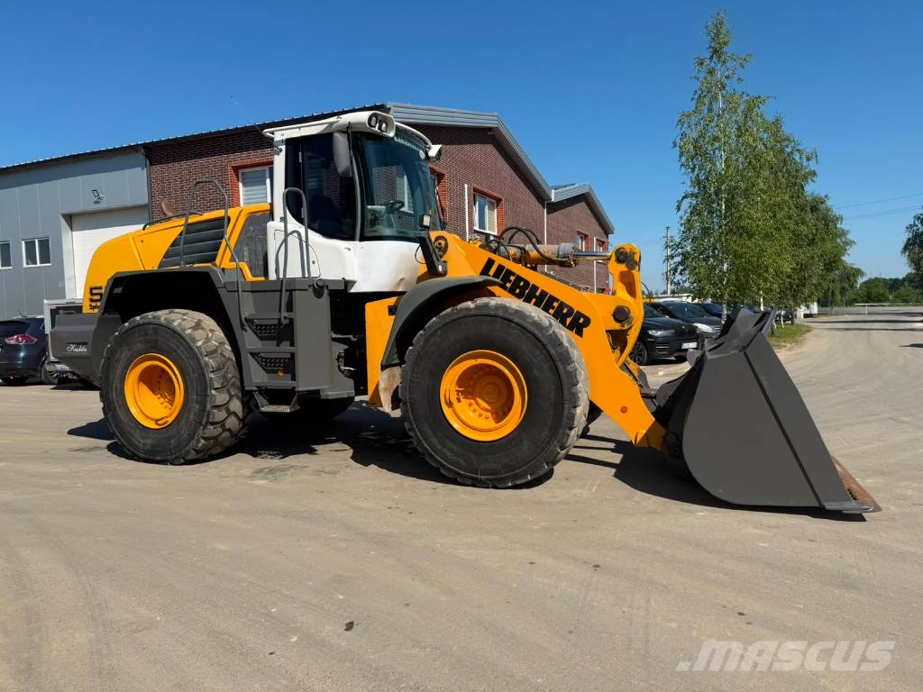 Liebherr 566 2+2 لوادر بعجل