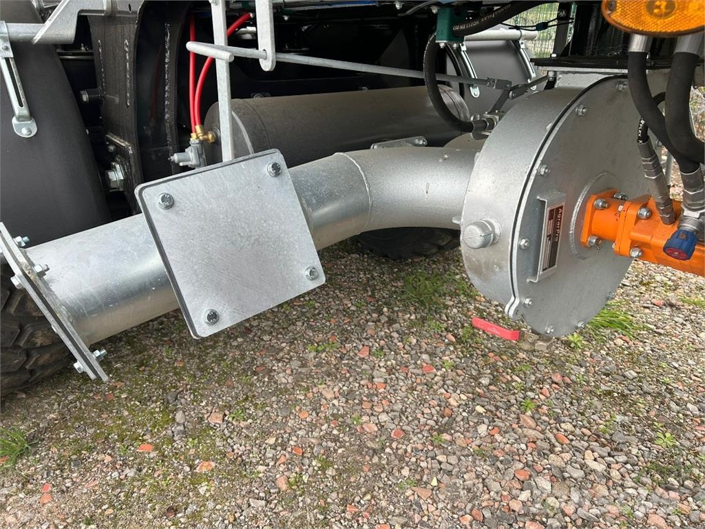 Fliegl TFW 26500 Road-X-Line Mestverspreider