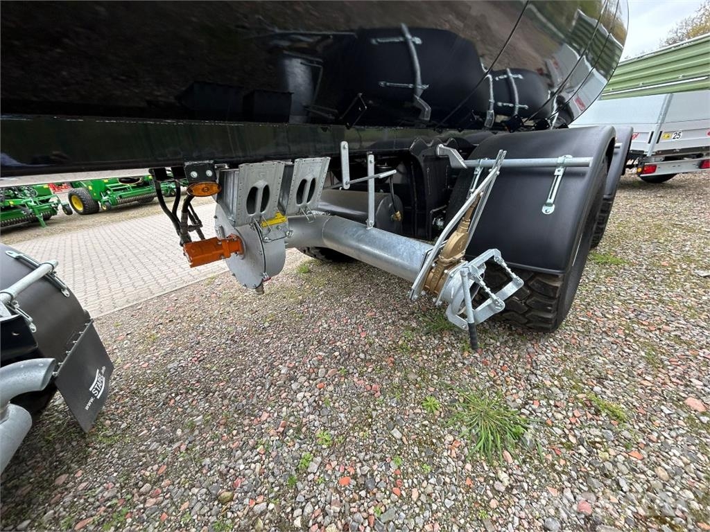 Fliegl TFW 26500 Road-X-Line Mestverspreider