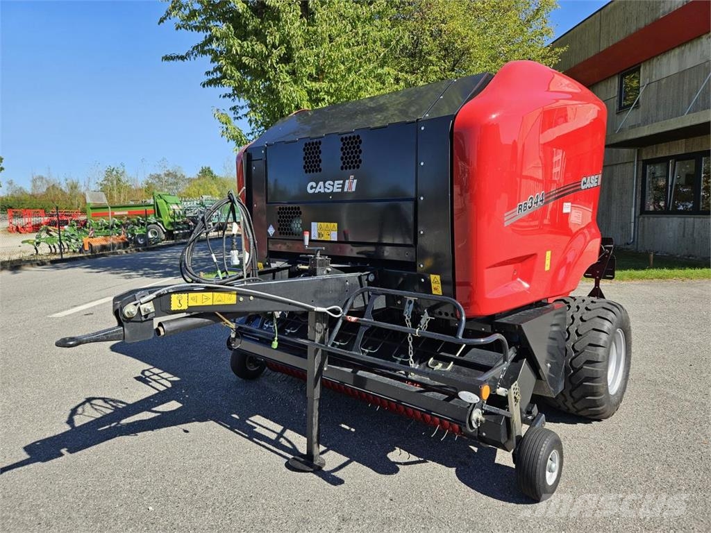 Case IH RB 344 Rotor Cutter Ronde-balenpersen
