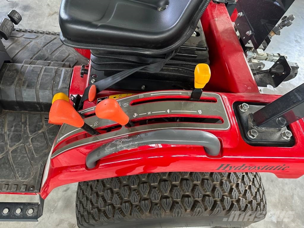 Massey Ferguson 1525 Traktoren
