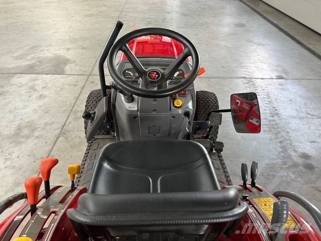 Massey Ferguson 1525 Traktoren